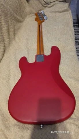 Squier 40th Anniversary Precision Bass 