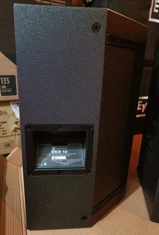 Electro-Voice EKX-12