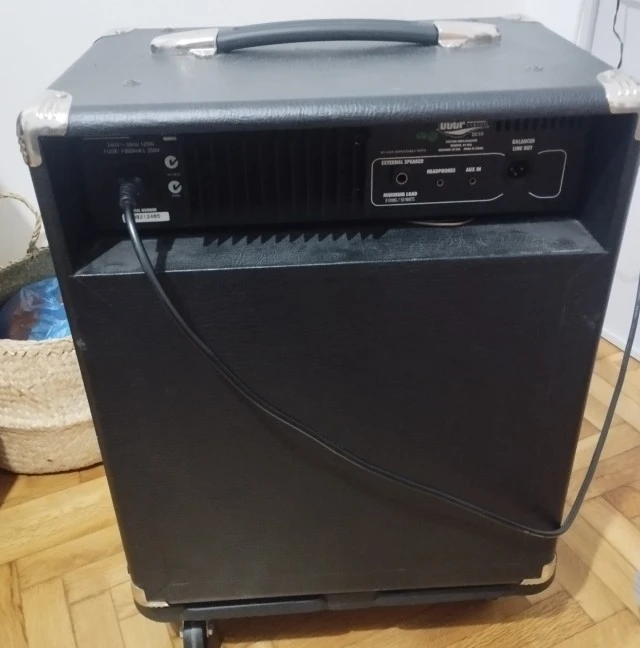 Kustom DE50 Bass Combo