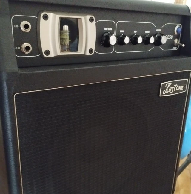 Kustom DE50 Bass Combo