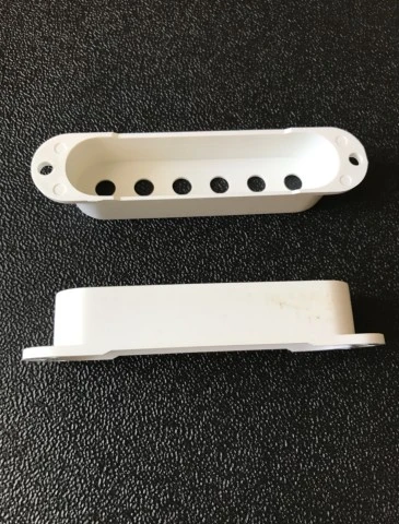 Parts (knobs pickup covers screws παξιμάδια nut) Fender