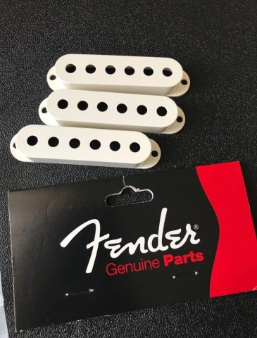 Parts (knobs pickup covers screws παξιμάδια nut) Fender