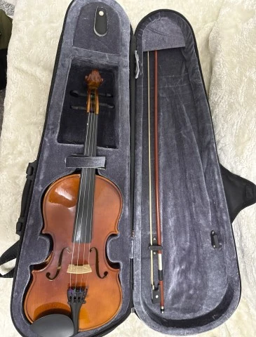 1/2 Violin