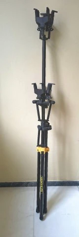 Βάση για 6 κιθάρες Hercules HCGS-526B+