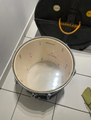 Μillenium Bass Drum και Floor tom