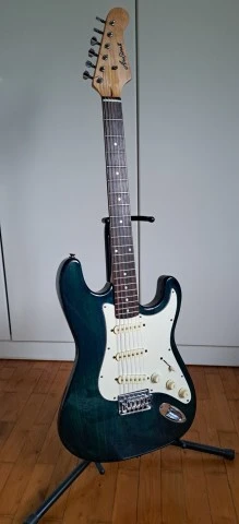 Aria Pro II Strat 90s Japan transparent green