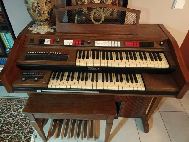 Baldwin Vintage Electronic Organ (80s) 