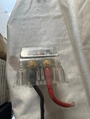Πυκνωτής Car Audio 1.0 Farad με Ψηφιακό Βολτόμετρο (Xtr