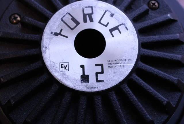 Electro Voice Force 12