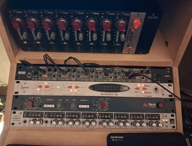 Audient 880 8 channel mic pre