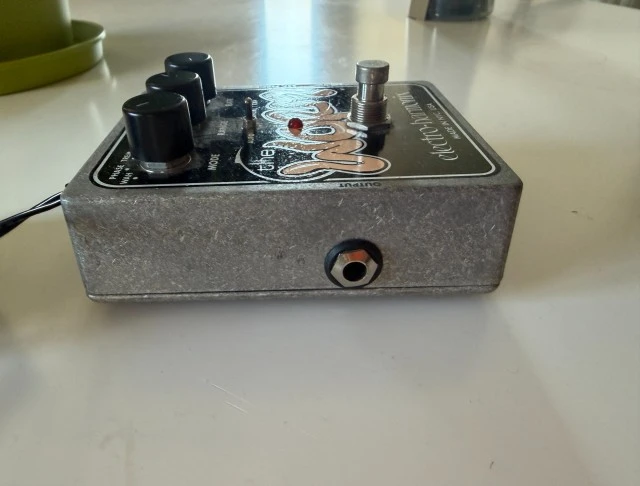 Electro-Harmonix Worm Analog Wah / Phaser / Vibrato / T