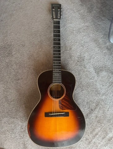 E22OOSS/v - EASTMAN ACOUSTIC GUITAR