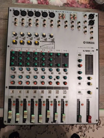 Yamaha MW12c USB Mixing Studio - Αναλογική Κονσόλα &amp