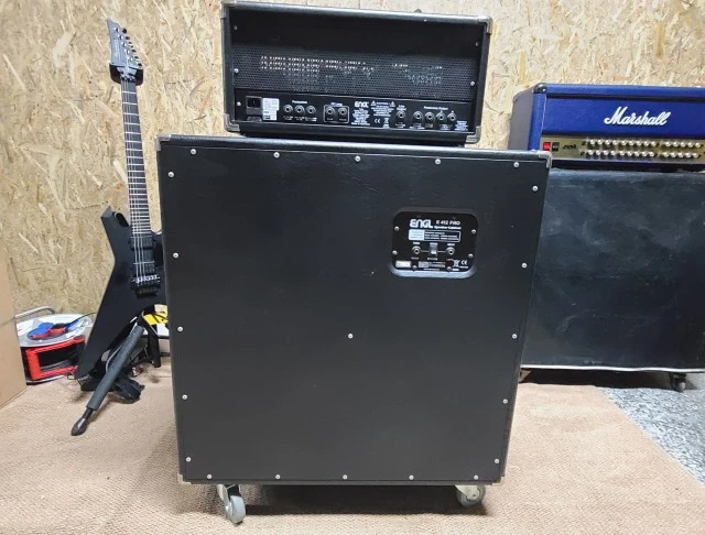 ENGL 4x12 Pro Guitar Cabinet - Celestion Vintage 30