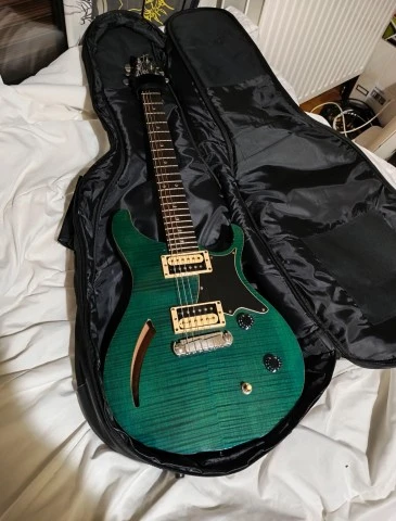 PRS SE Custom 22 Semi‑Hollowbody