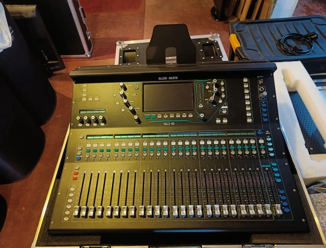 Allen & Heath SQ6