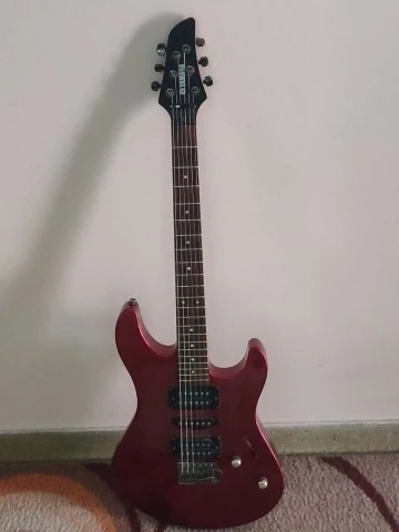 Yamaha RGX121Z 2010 (ΗΛΕΚΤΡΙΚΗ ΚΙΘΑΡΑ)