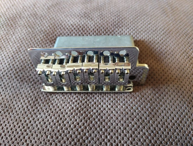Babicz stratocaster bridge