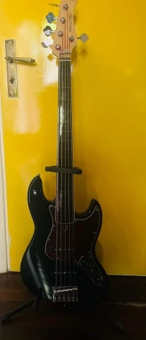 5χορδο άταστο Marcus Miller 1st Gen