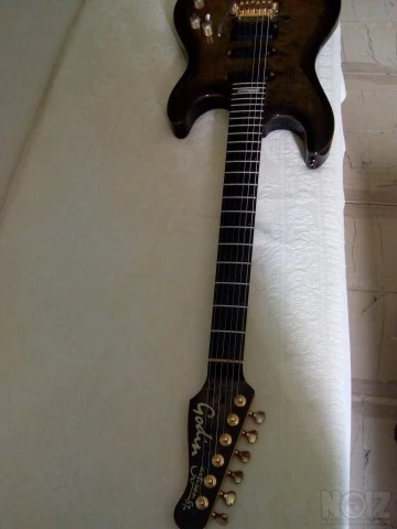 Godin Artisan