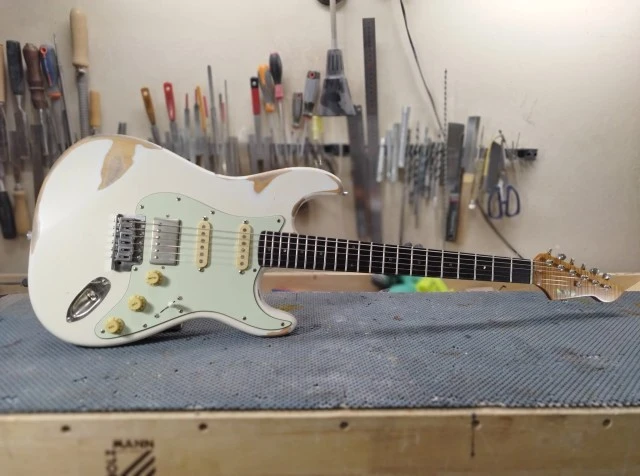 Custom Stratocaster by Pavezas