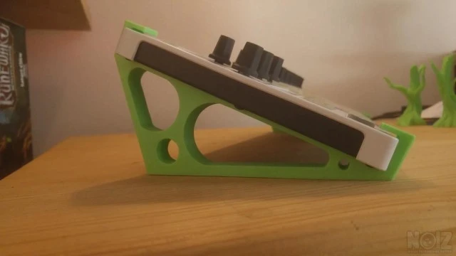 Beatstep pro stand
