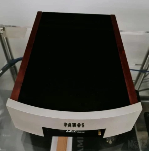 PATHOS ACOUSTICS `In The Groove ` PHONO 