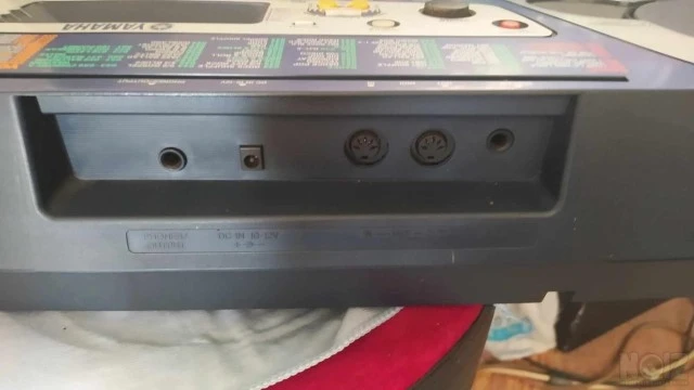 Yamaha psr 520 & 260