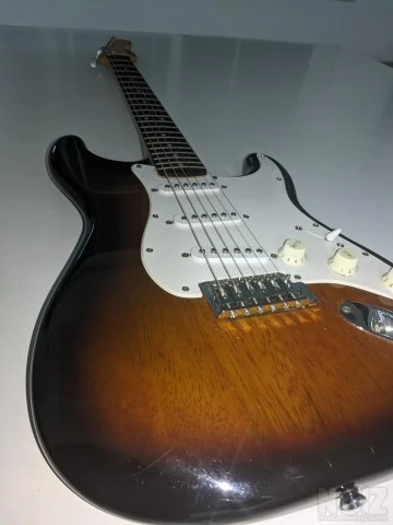 Fender Squier bullet Strat BSB