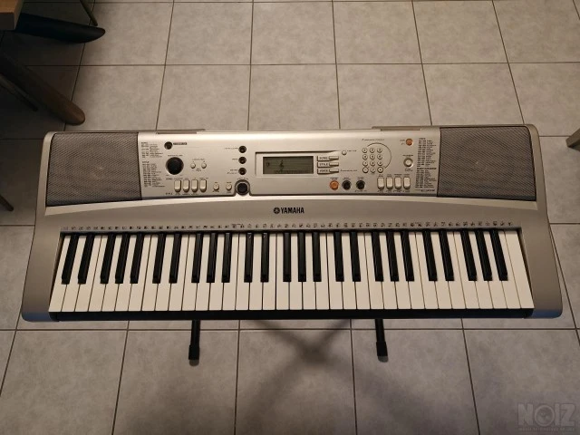 Yamaha PSR-E313