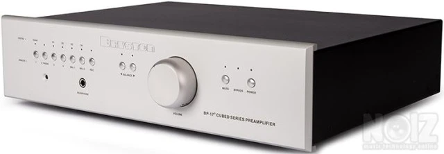 Stereo  Preamplifier  BRYSTON BP-17³ CUB