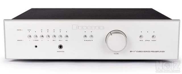 Stereo  Preamplifier  BRYSTON BP-17³ CUB