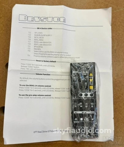 Stereo  Preamplifier  BRYSTON BP-17³ CUB