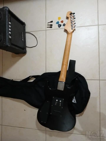 Ηλεκτρική κιθάρα Washburn
