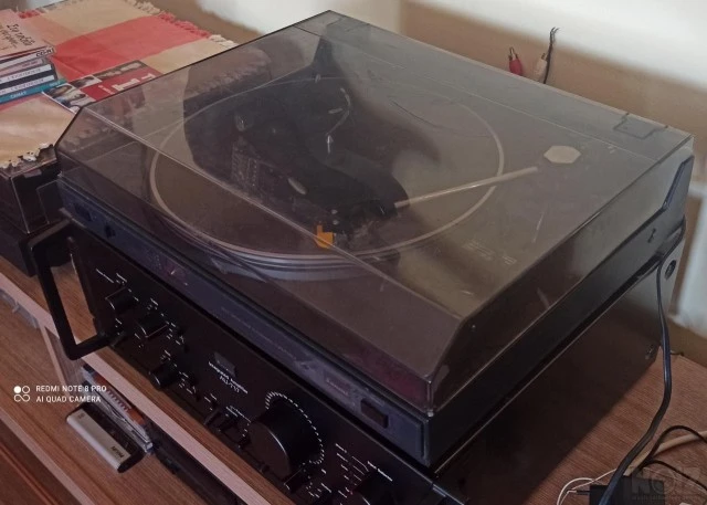 Πικάπ Sansui P-1000 belt drive