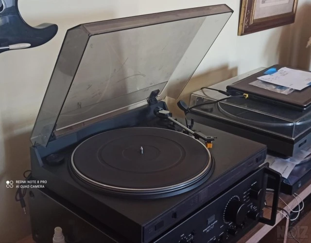 Πικάπ Sansui P-1000 belt drive