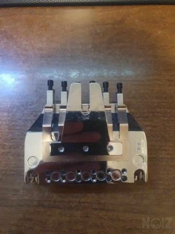 FR FRFB-SL100 Guitar Bridge