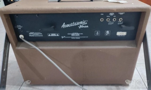 Fender Acoustasonic 80W.