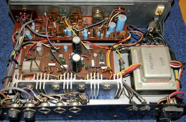 Ολοκληρωμένος  Ενισχυτής  Sharp  SM - 51