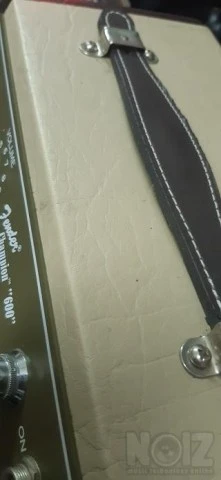 Fender Champ-600