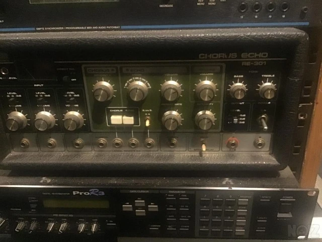 Roland Chorus Echo RE-301 with spring re