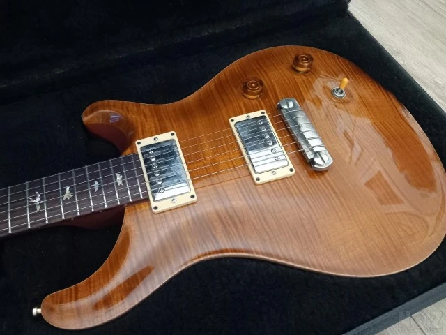 PRS Custom 22 10 Top Stoptail 2004 Amber