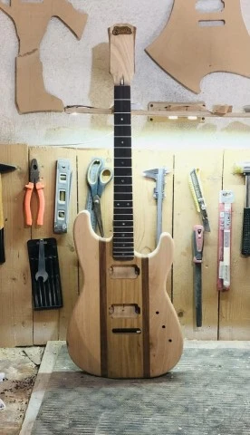 Strat style body-neck set