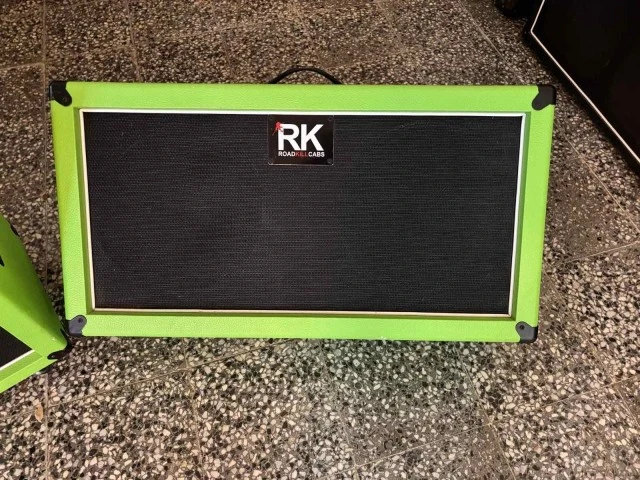 Peavey 5150 USA + 2 x 2x12 Roadkill cust