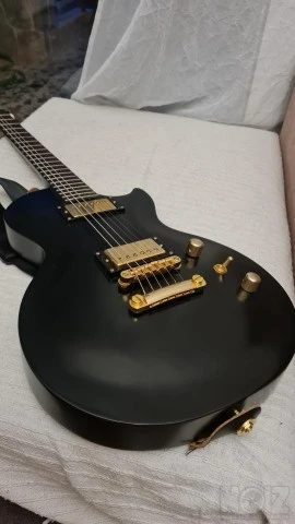 Baritone Les Paul Epiphone