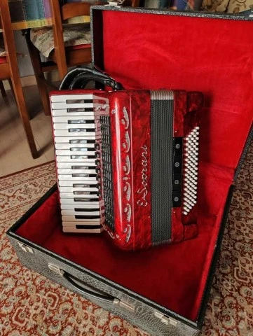 Accordion E. Soprani/MORESCHI