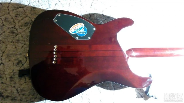 SCHECTER C1 CLASSIC- (seymour duncan jb/