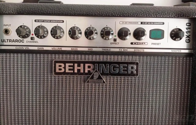 Ενισχυτής κιθάρας Behringer GX110 30W