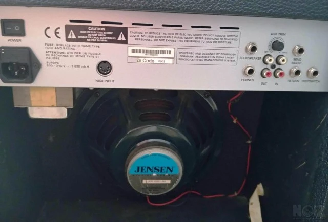 Ενισχυτής κιθάρας Behringer GX110 30W
