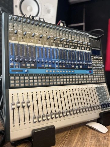 Presonus StudioLive 24.2.2